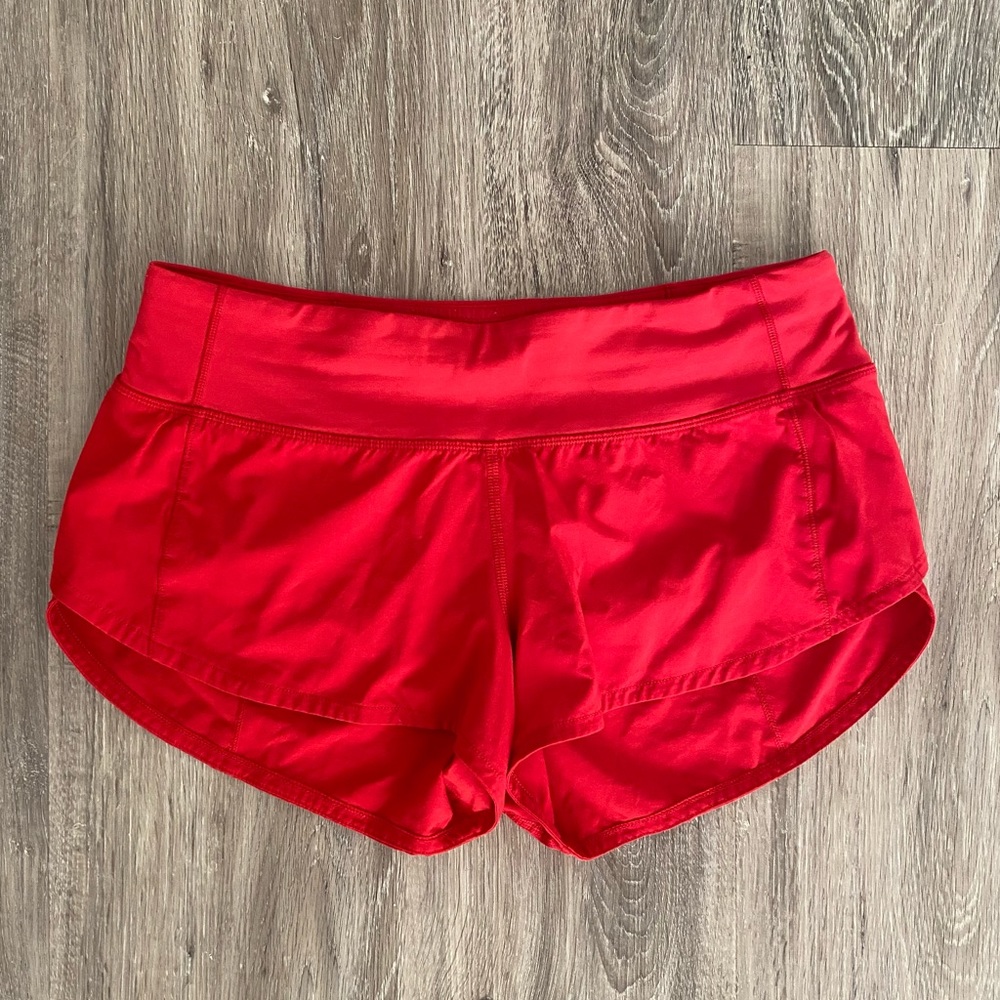 Lululemon Speed Up short 2.5” regular flamenco red dark red low rise